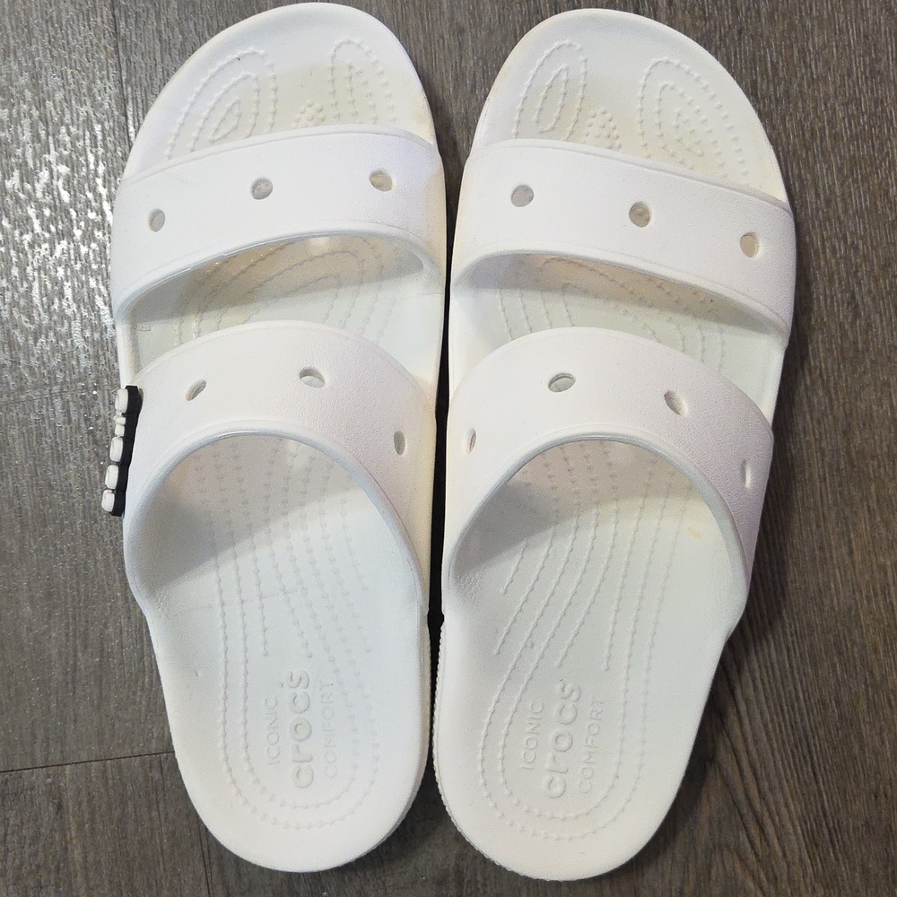 CROCS Classic White Slide Sandals - Picture 6 of 11